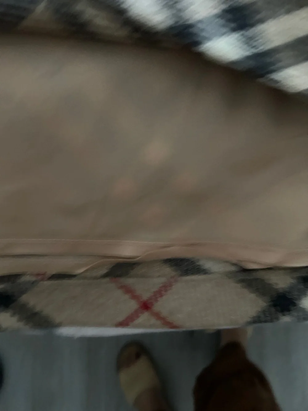 Burberry Beige Plaid A-Line Skirt with Black and Red Accents - Picture 6 of 6